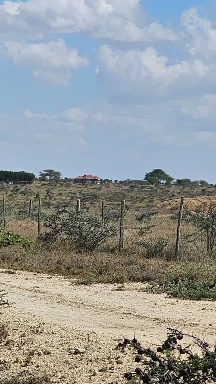 Land for Sale in Isinya